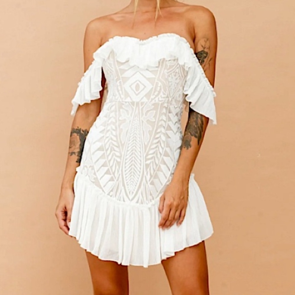 Selfie Leslie Cream Embroidered Wedding Dress - Picture 7 of 9